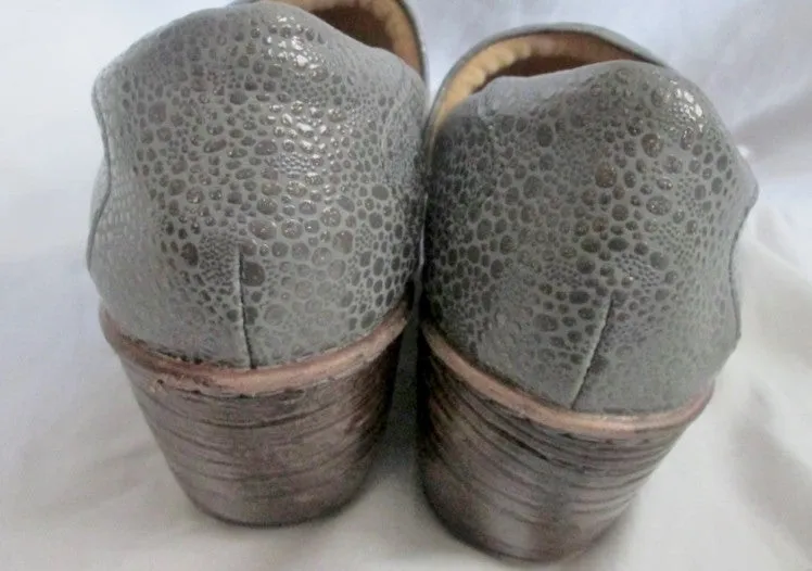 EUC Womens BORN Pebbled Glitter Leather Clogs Shoes Slip-On Mules 10 GRAY