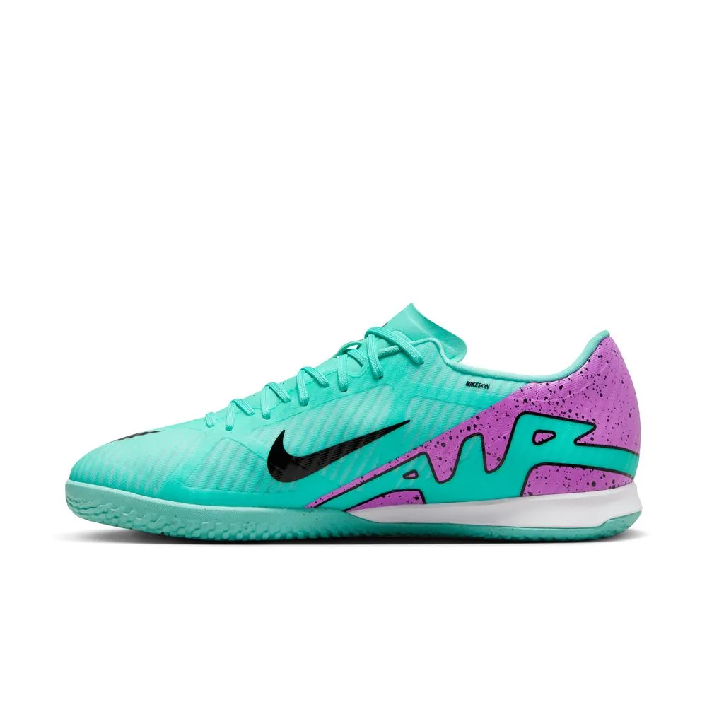 Nike Mercurial Vapor 15 Academy IN Football Shoes (Hyper Turquoise/Black/Fuschia Dream)