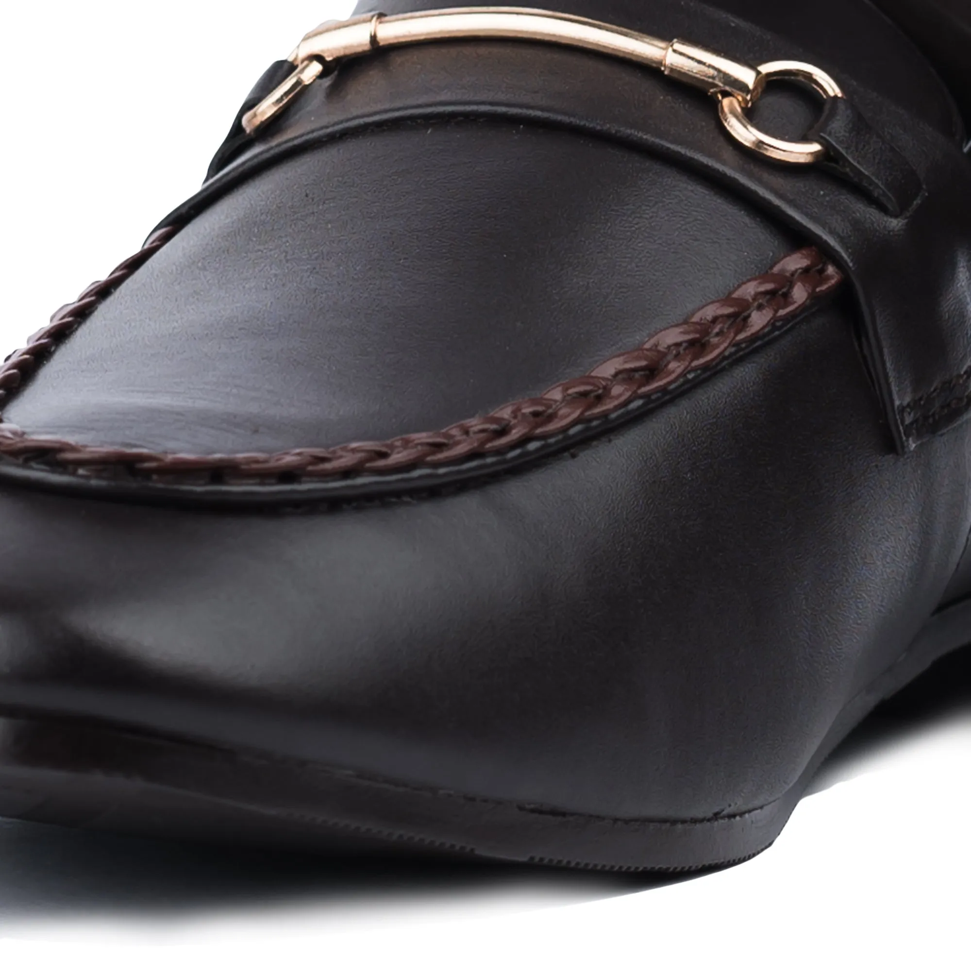 Thread Stiched Buckled Loafers